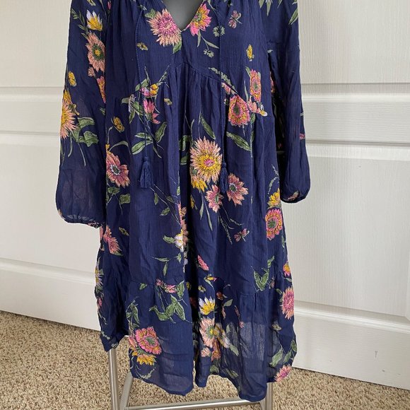 Old Navy long sleeve dress - Picture 2 of 8